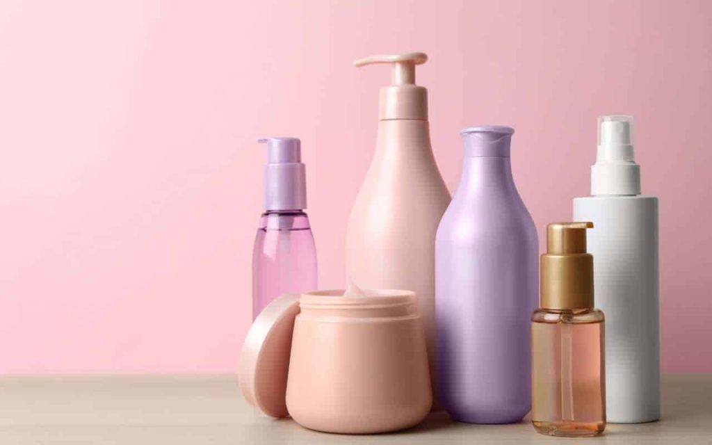 Earth-Friendly Ingredients To Try When Removing Hair Glitches